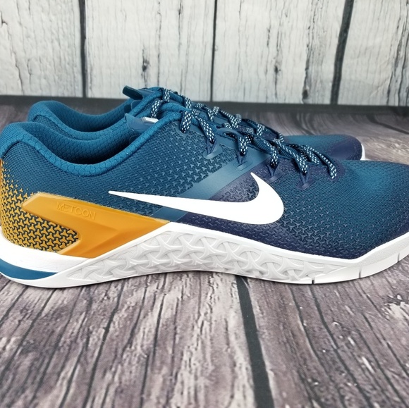 Nike Metcon 4 Training Shoes - Picture 3 of 6